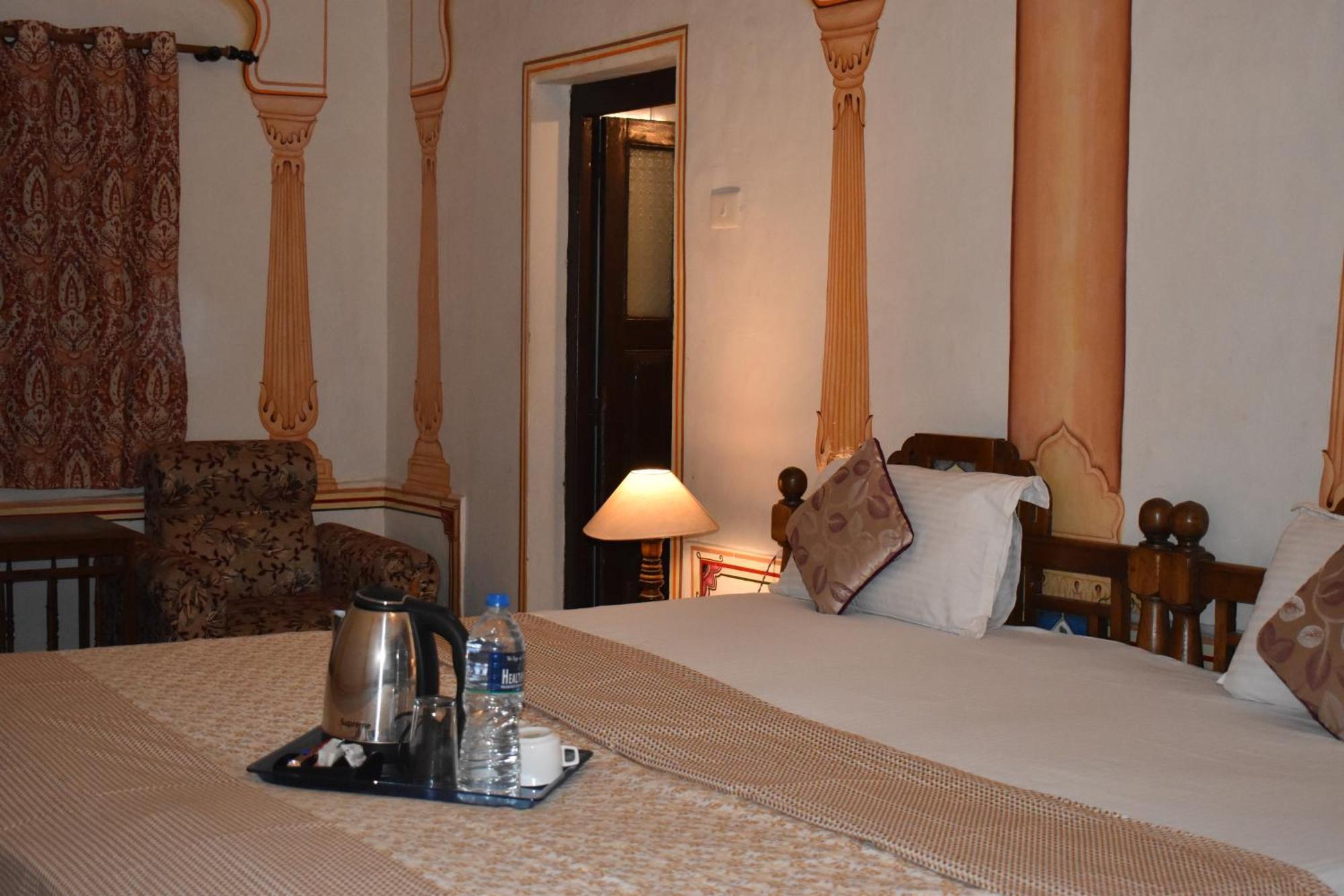 Hotel Nawal Sagar Palace - Bundi Room photo